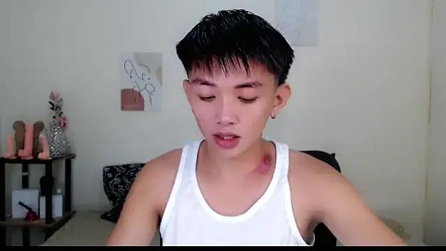 Wild_Prince69 on StripChat