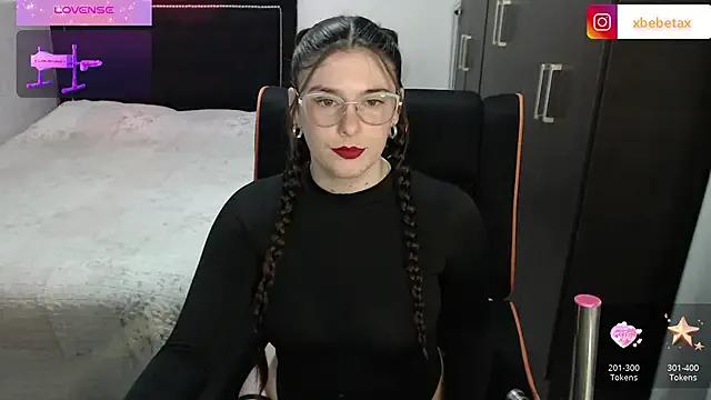 xxbbtaa on StripChat