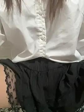 yinyin-2025 on StripChat