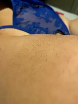 YoungCouple2007 on StripChat