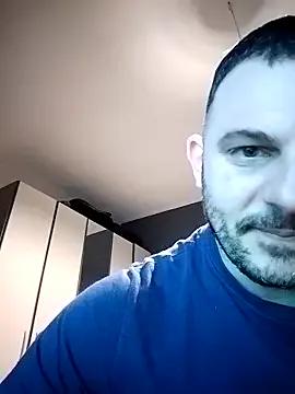 yourgentleman88 on StripChat