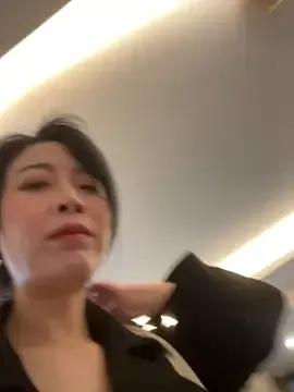 yourkeer on StripChat