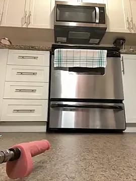 yourlilsecreet on StripChat