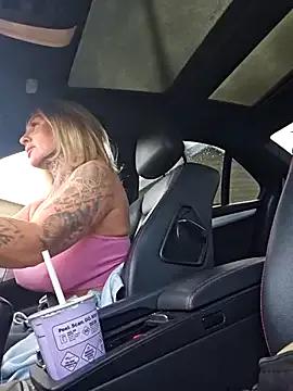 YourMommyBlair on StripChat