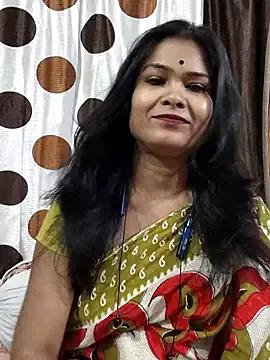 yoursweety09 on StripChat