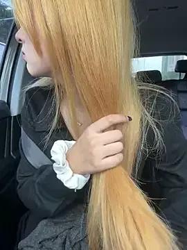 yuki_june on StripChat