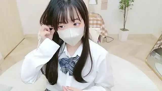 YUNOcha_oO on StripChat