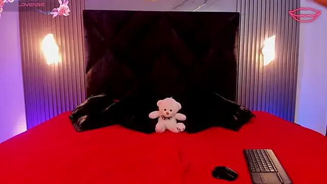 Zafira_Alabi on StripChat