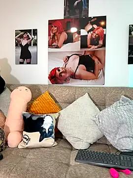 zafiro_mo0n on StripChat