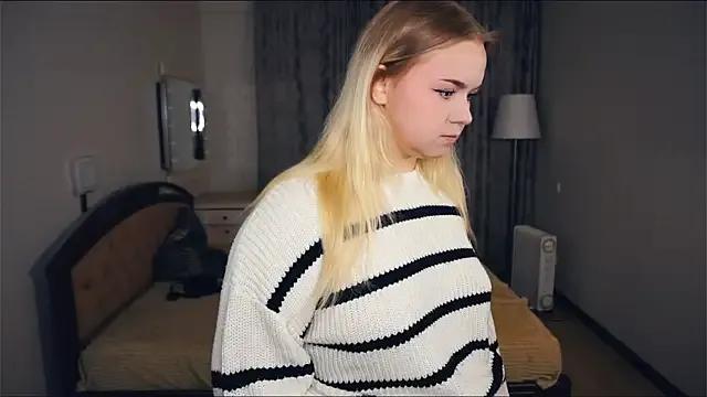 ZaraCreedon on StripChat