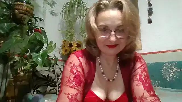 ZhannaLove480 on StripChat