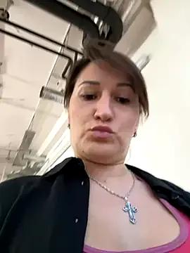 ZhenjaPoledance on StripChat