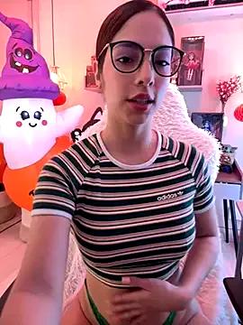 Zoe_Bae on StripChat