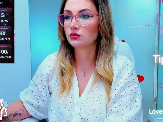 anyarosses on BongaCams 