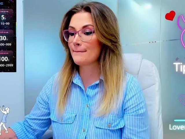 anyarosses on BongaCams 
