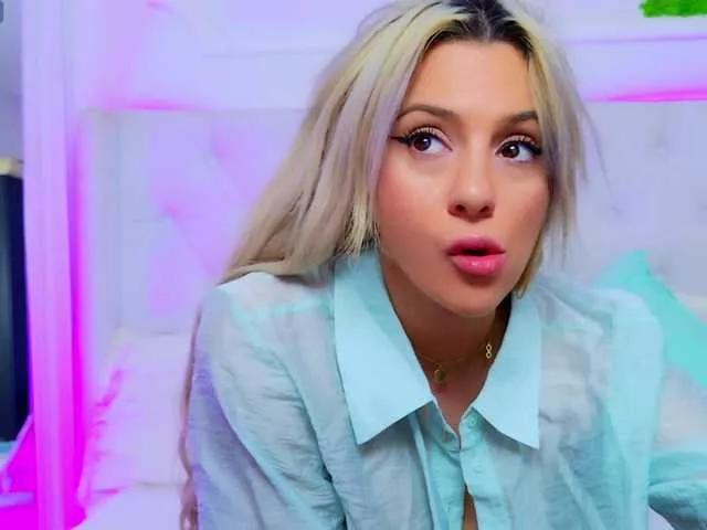 AriannaSins on BongaCams 