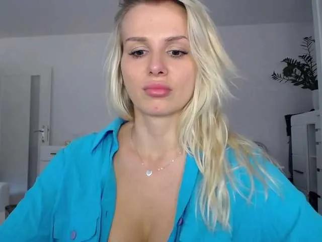 Cornelia22hot's avatar