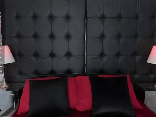 DollyConnor on BongaCams 