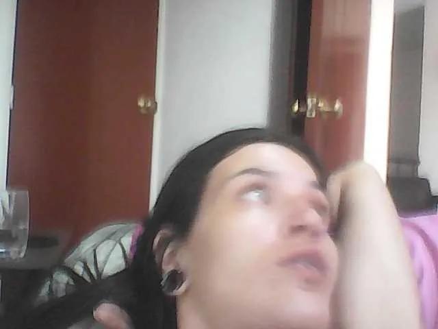 emmaherby1 on BongaCams 