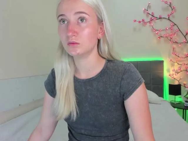 HollyTaillor's avatar