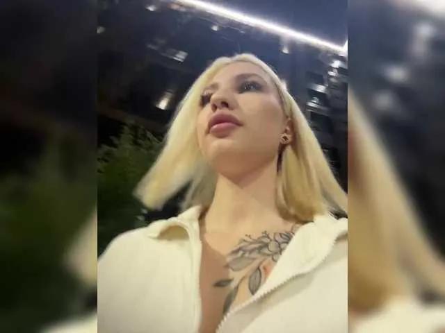 KettyPretty25 on BongaCams 