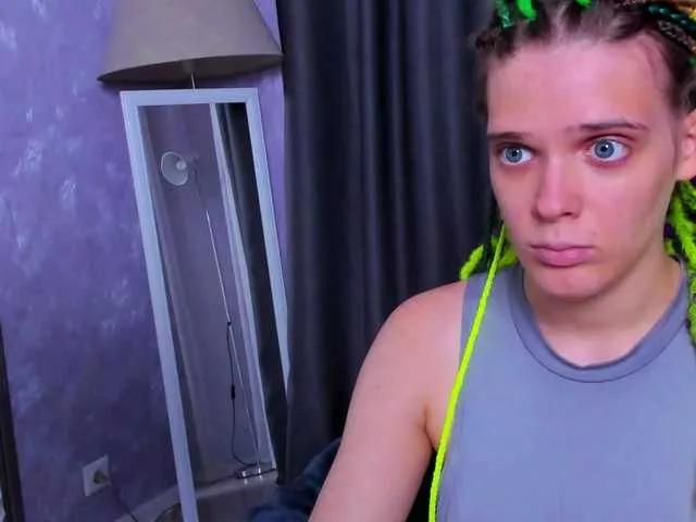 KIKIKrash on BongaCams 