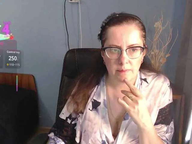 mandarinka28's avatar
