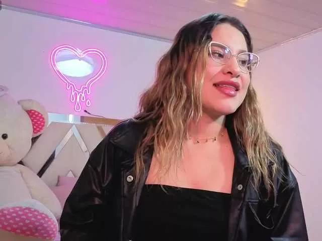SAAYA-TAY on BongaCams 