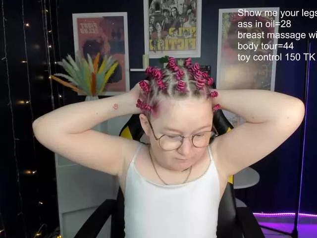 Sara-Moor on BongaCams 
