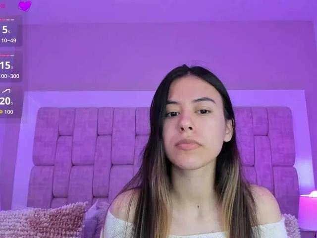 SashaCollinss's avatar