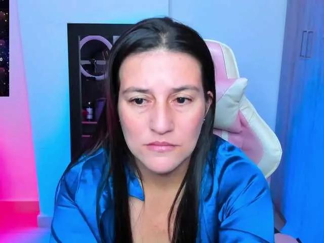 Saskyaajohnson on BongaCams 