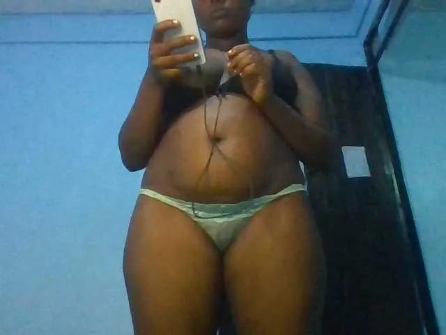 Sweetass21 on BongaCams 