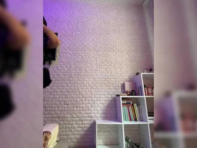 sweetkira25 on BongaCams 