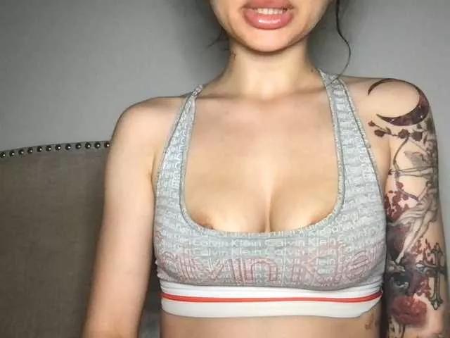 Xoxcat on BongaCams 