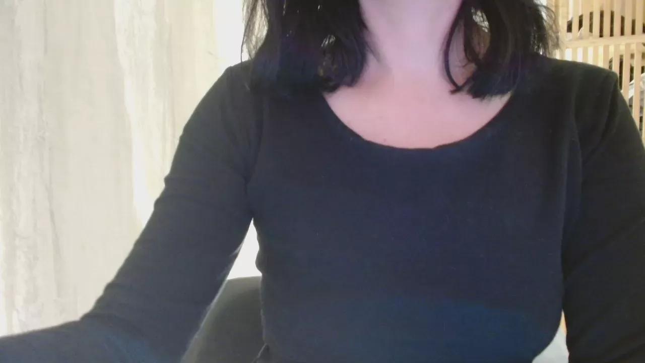 __nina on Cam4 