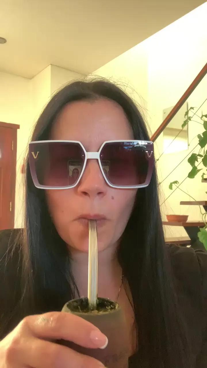 hotcurvi1's avatar