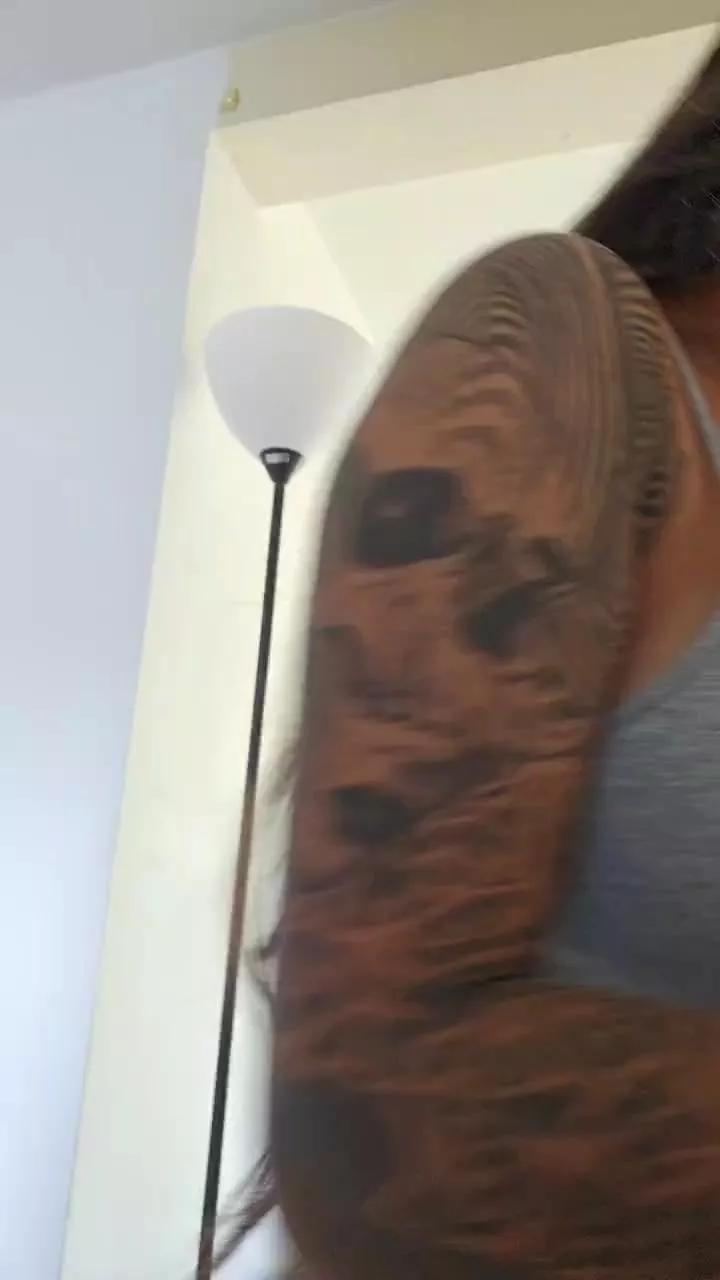 Kitty_goddess on Cam4 