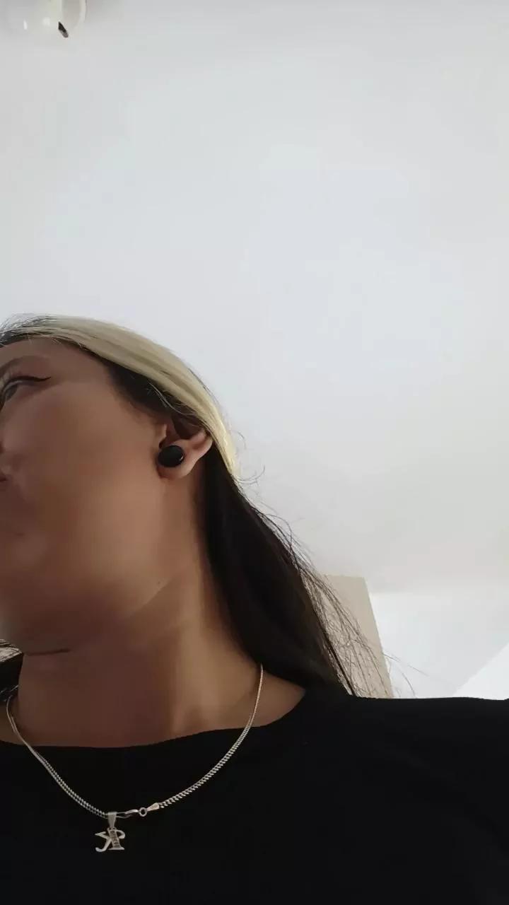 Kitty_goddess on Cam4 