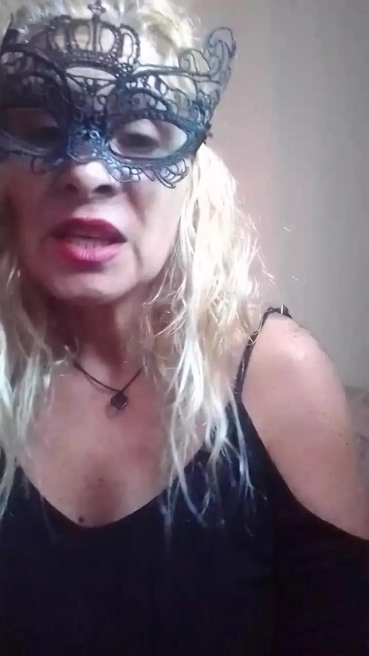 luli70hot on Cam4 