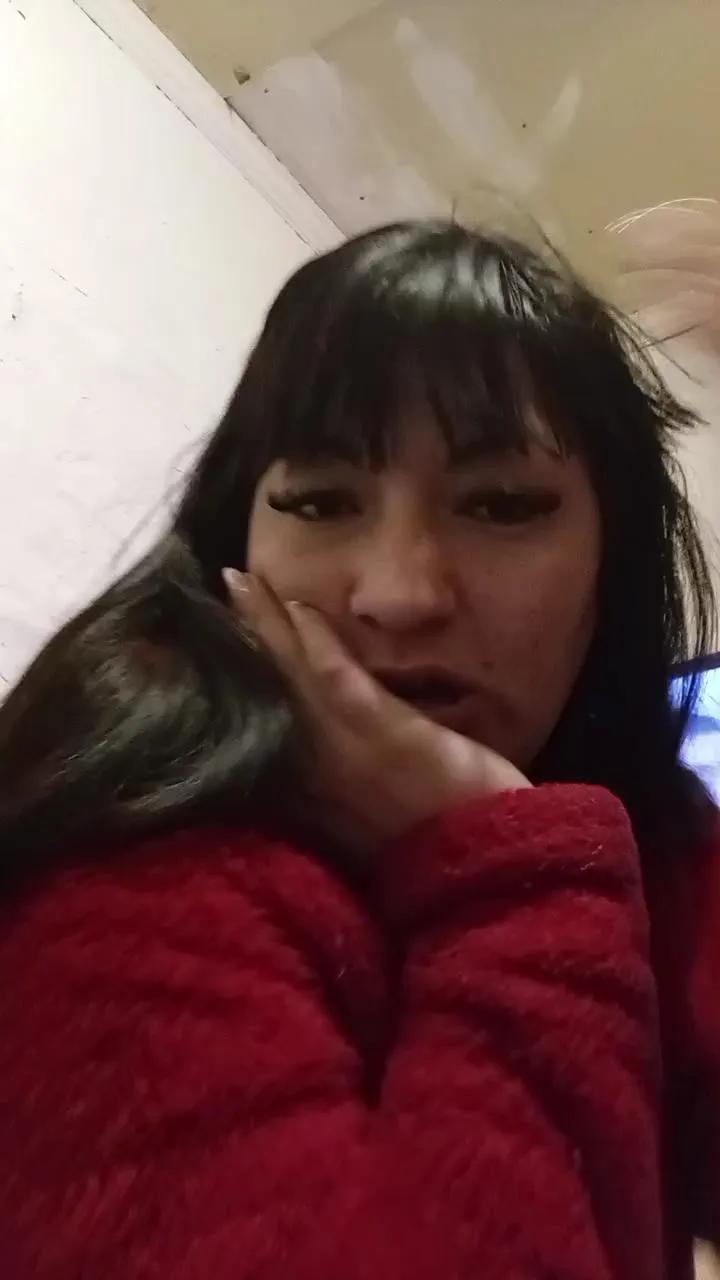 nooocllama on Cam4 