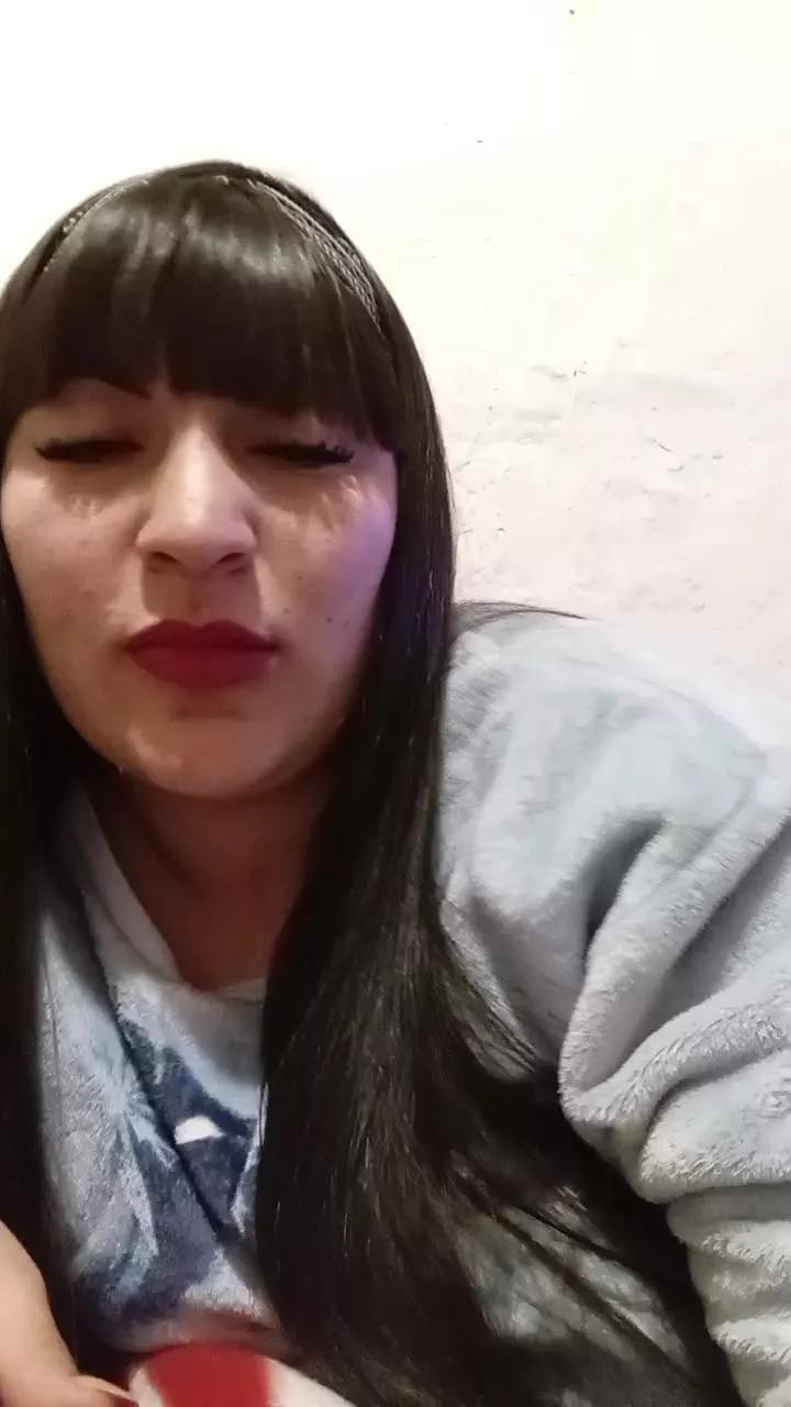 nooocllama on Cam4 
