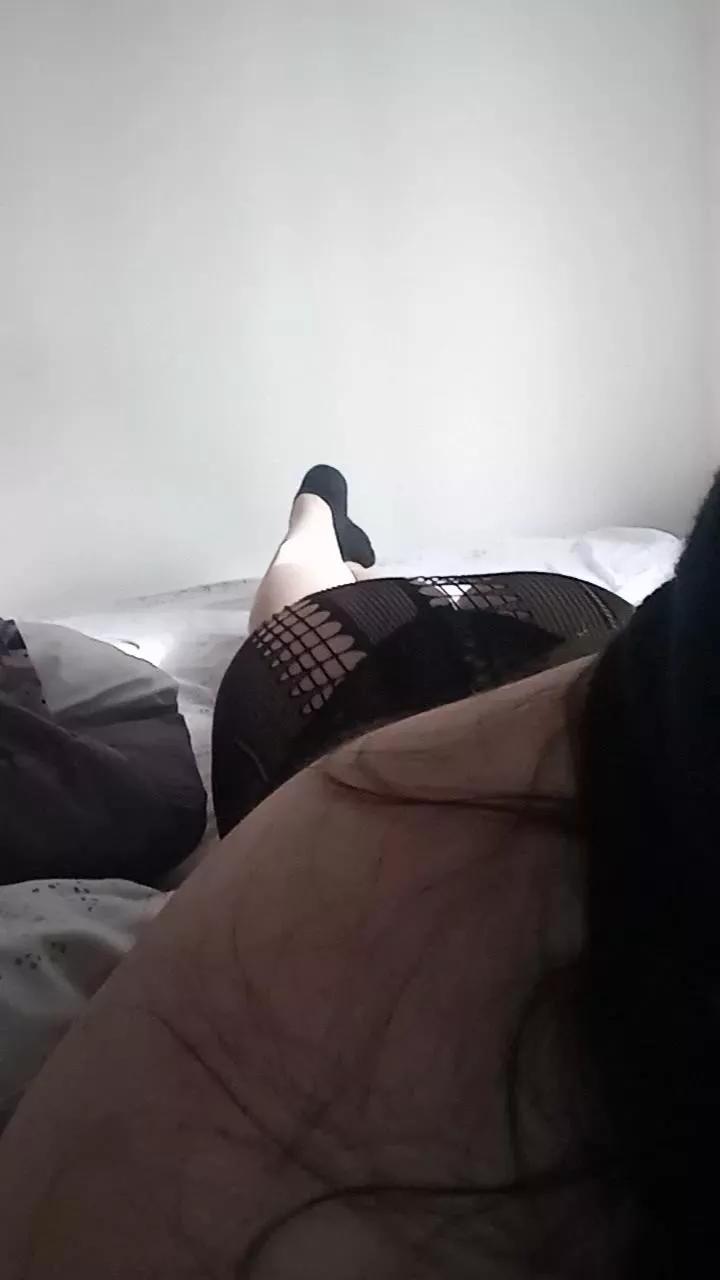 Saharaahot on Cam4 