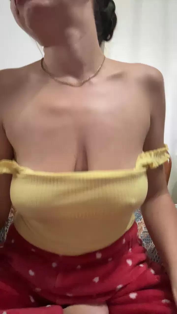 sunnycouple8391 on Cam4 