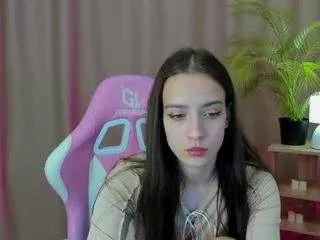 belle-walker on CamSoda 