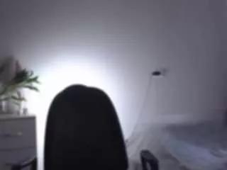 sarahsweets on CamSoda 