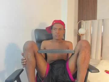 1m_yeidy on Chaturbate