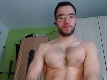 8000zuerich on Chaturbate 