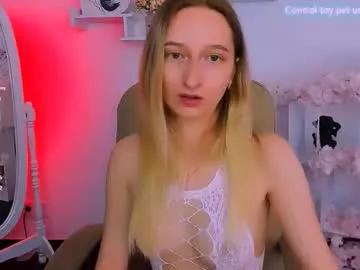 _ri_na_ on Chaturbate 