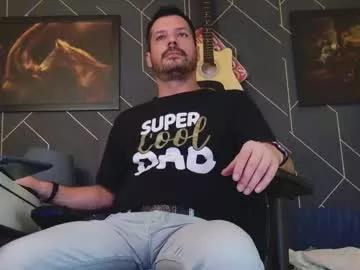 aaronbomer on Chaturbate 