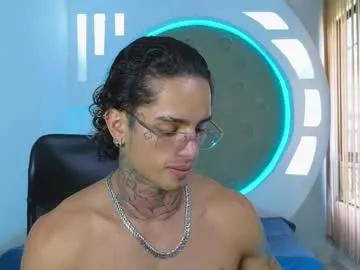 alanrodgers2_0 on Chaturbate 